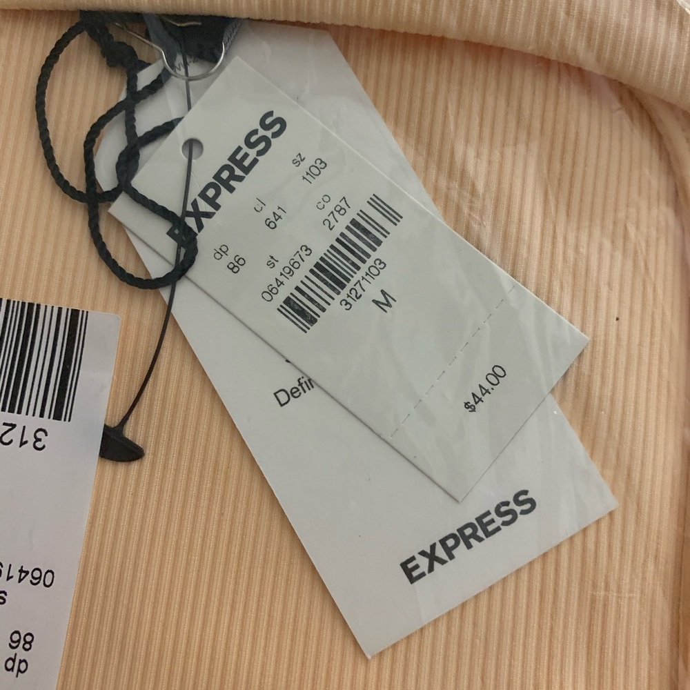 Express Ribbed Square Neck Tank - Picture 5 of 5